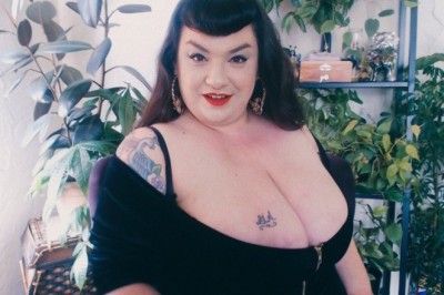 Iwazsoaking is WET and talks success in CAM4 Webcam World 