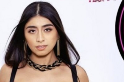 Violet Myers' Premium Social Media Prowess Earns Her an XBIZ Cam Awards Nom 