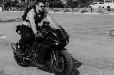 Dante Colle Scores Pornhub Awards Noms as a Performer & for Money Shot & Physique