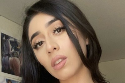 Violet Myers WINS Her 1st Industry Award & It’s from the Fleshbot Awards!