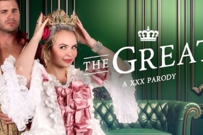 Lilly Bell Reigns as Catherine the Great in New VRCosplayX Scene