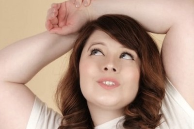 Bea York Drops Charitee for Fans to Raise Funds for Animal Shelter