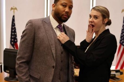 It's 'Politics as Usual' for Senator Ray Ray in New Scene